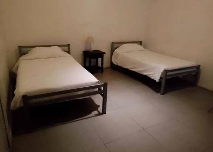 Happy House Hostel